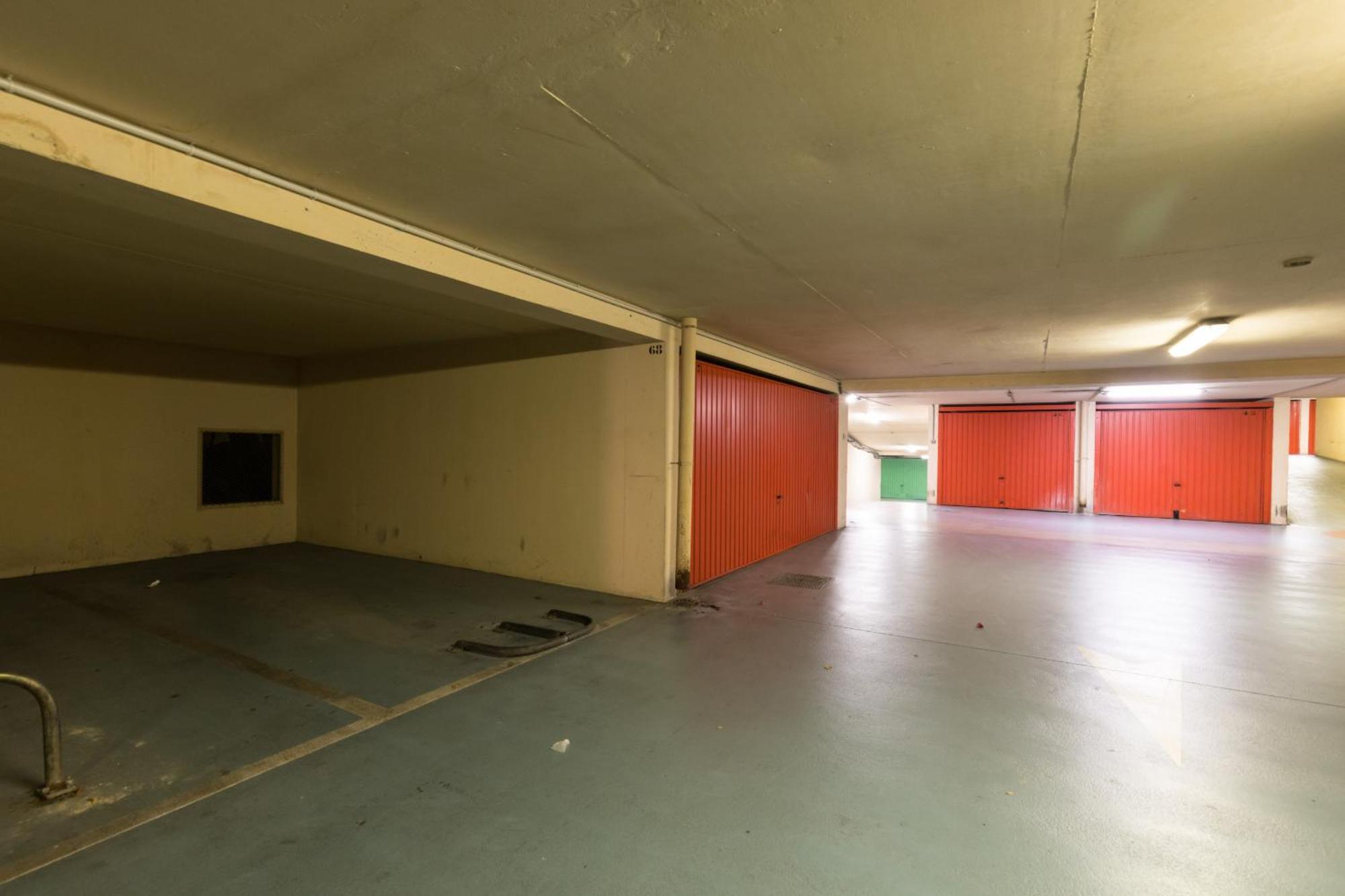 2 Bdrs & Parking In The Old Town ! Apartment Nisa Exterior foto