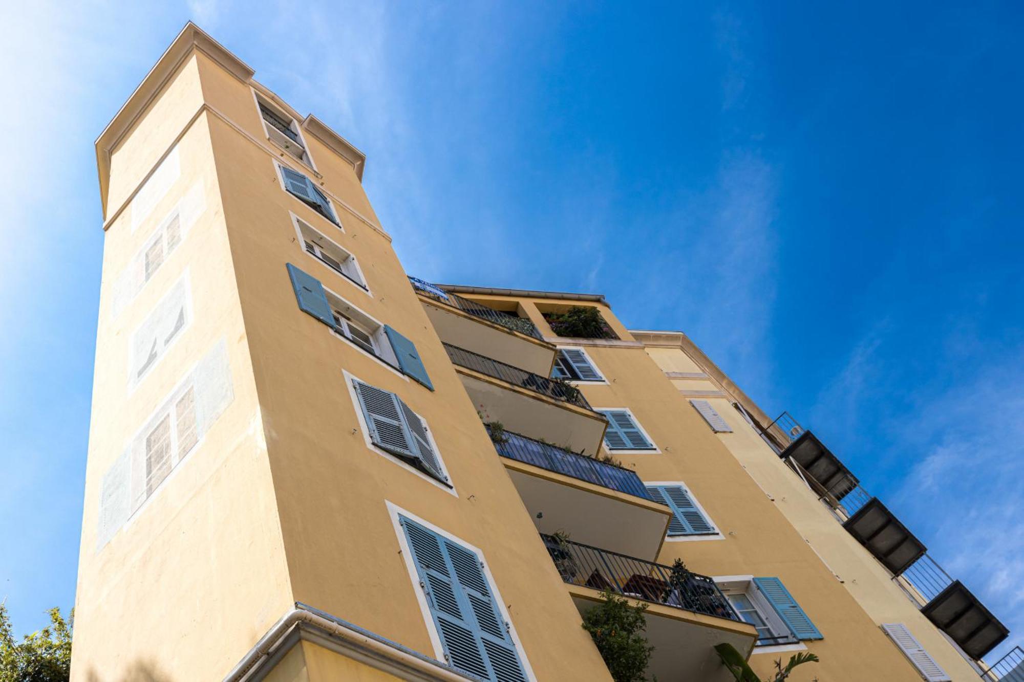 2 Bdrs & Parking In The Old Town ! Apartment Nisa Exterior foto