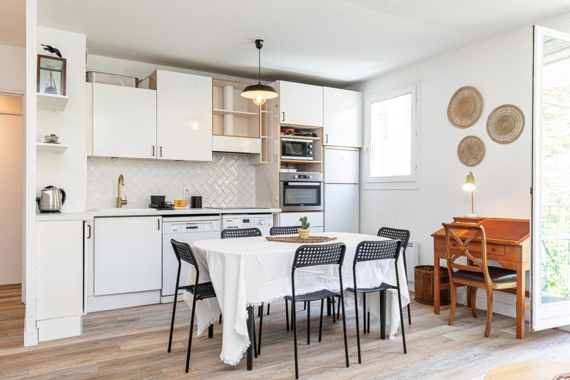 2 Bdrs & Parking In The Old Town ! Apartment Nisa Exterior foto