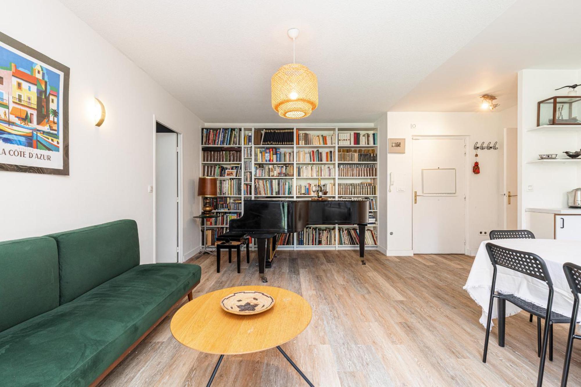 2 Bdrs & Parking In The Old Town ! Apartment Nisa Exterior foto